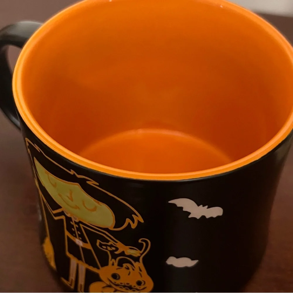 Mug 16oz goth girl witch with black cat & pumpkin skull bats